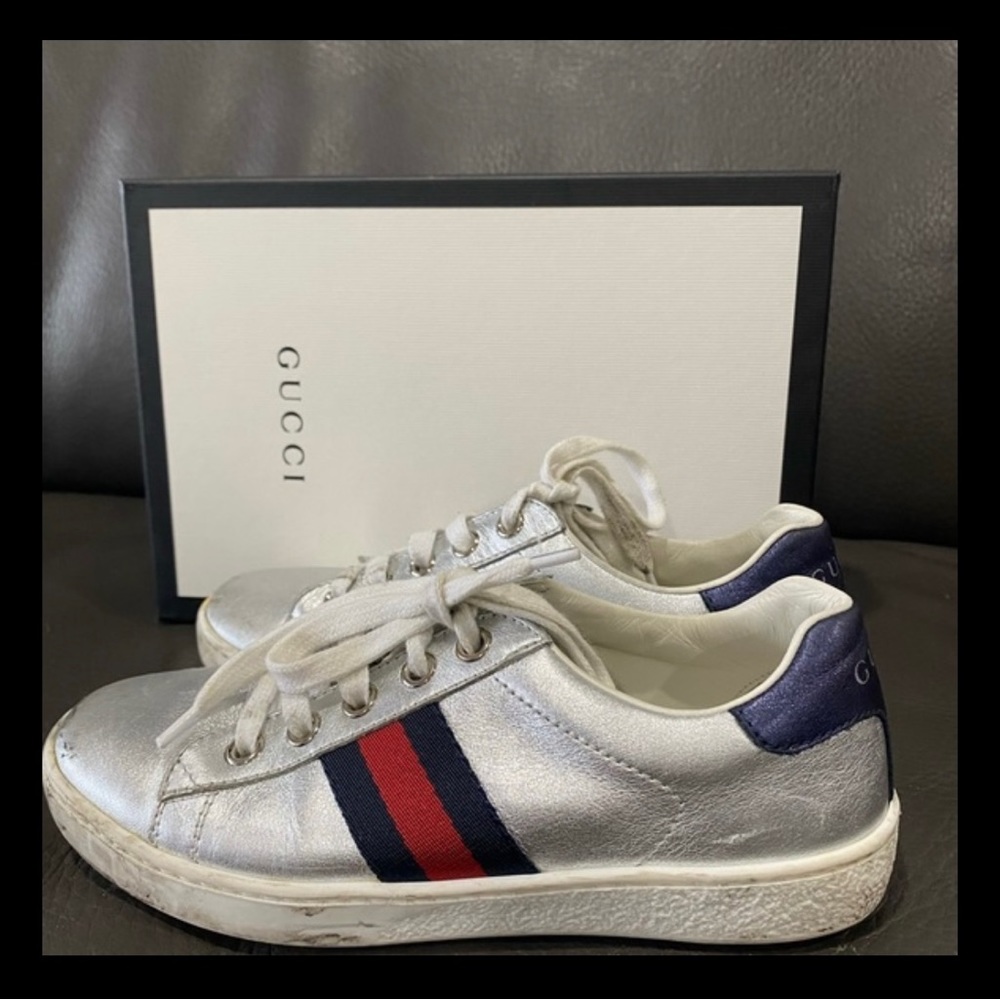 Gucci shoes/sneakers!
